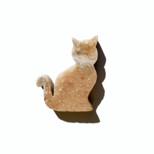 ネコの天然石オブジェ