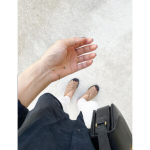 figシルバーリング着用イメージ　skin静かな時間　SV925