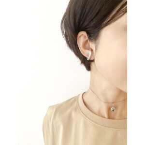 figシルバーイヤーカフ装着画像　slow ease|ゆっくりほどける