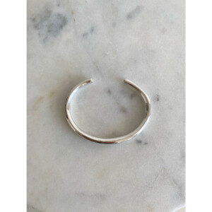 シルバー925のシンプルなCカフ、バングル