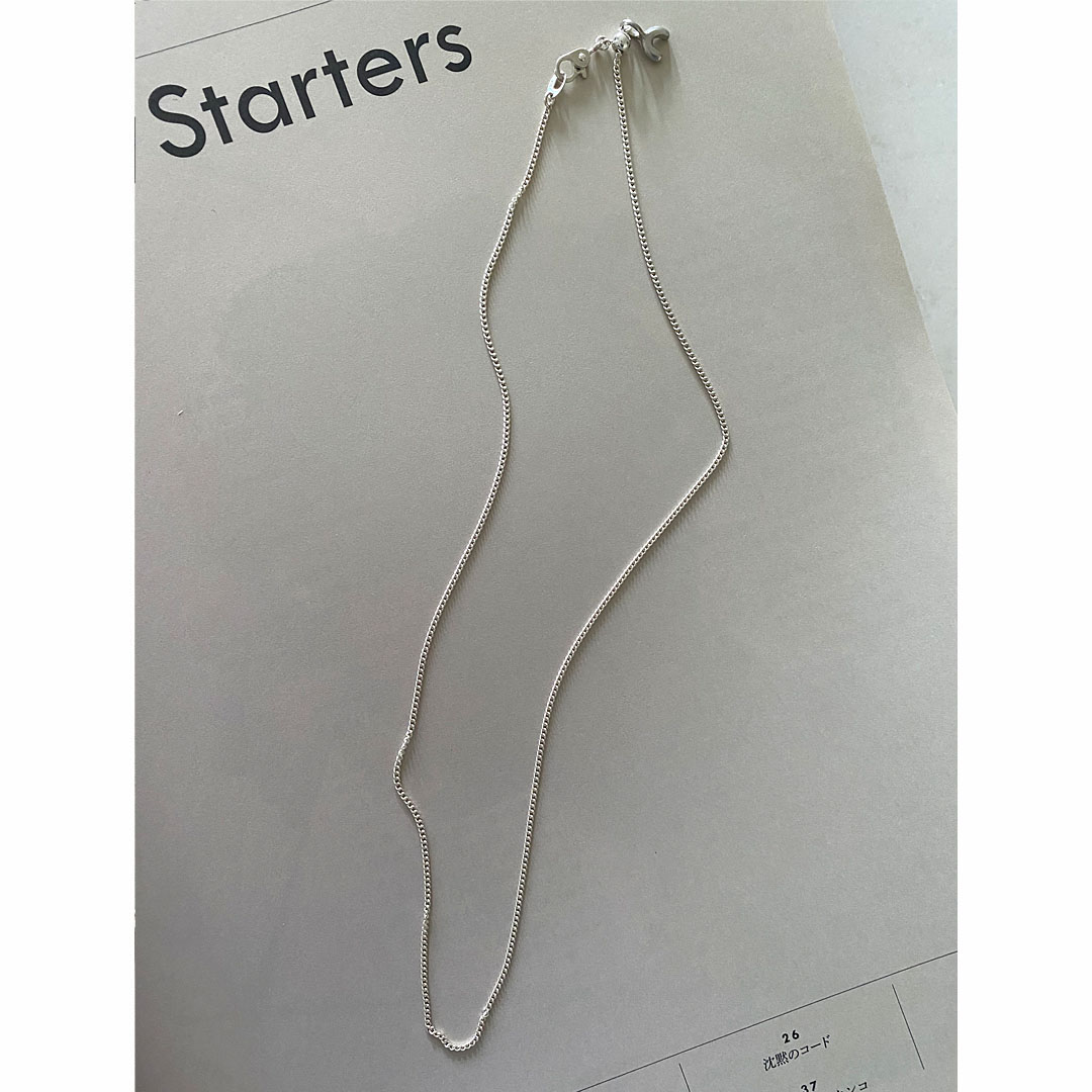 フリーアジャスターのシルバーチェーンネックレス