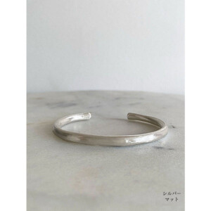 figジュエリー シルバーバングルマット