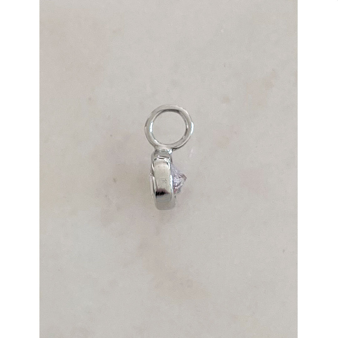 figモルガナイトペンダントトップの質感サイド　SV925