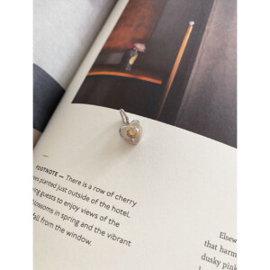 figムーンストーンとハートのペンダントトップ　quiet warmth  | 静かなぬくもりSV925