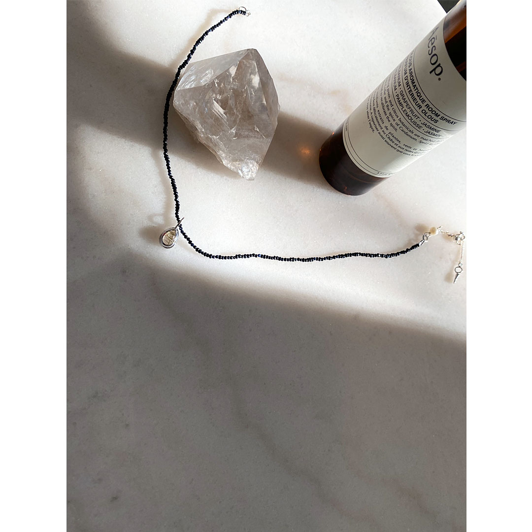 figルチルクオーツのペンダントトップ　ブラックスピネルのネックレス　SV925