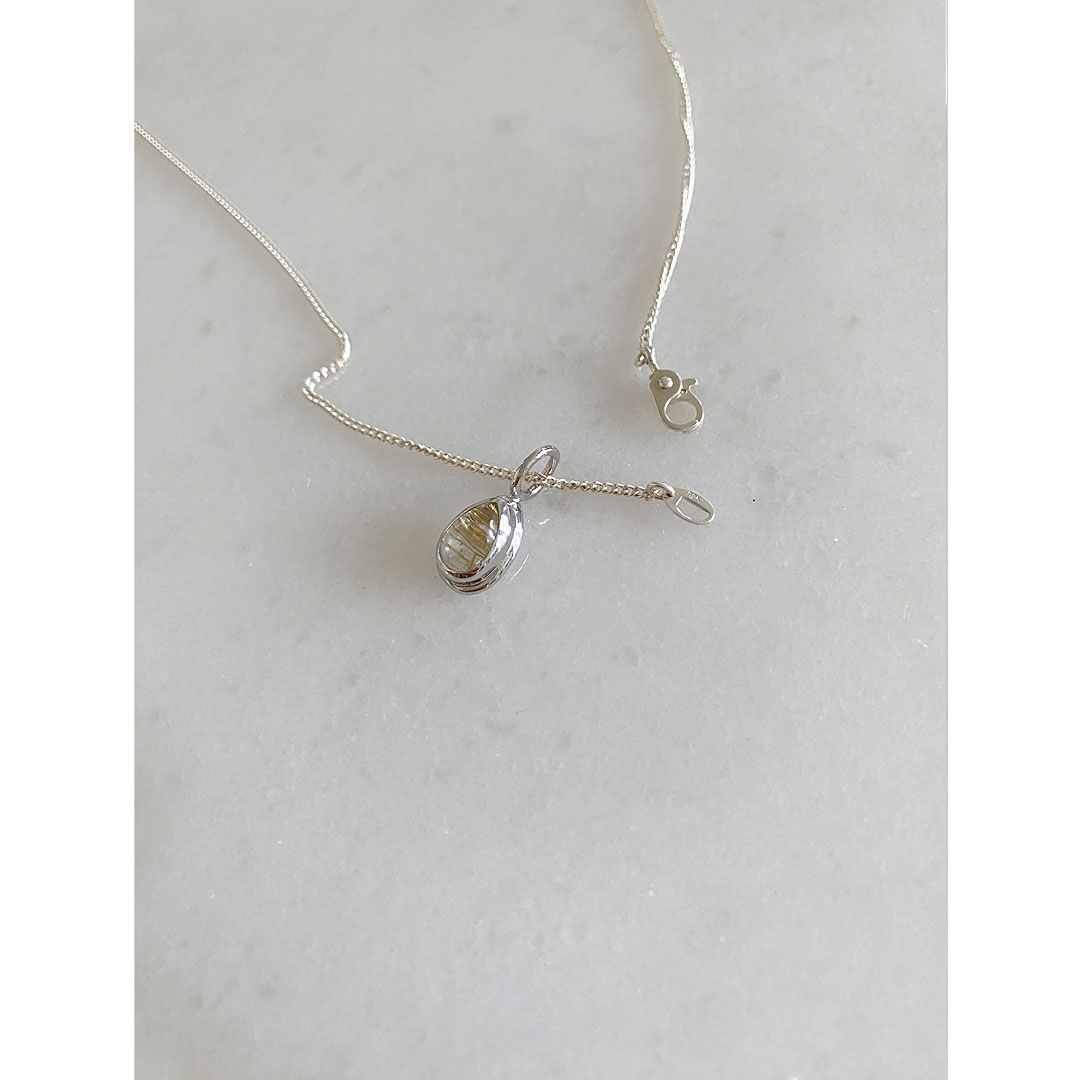 figルチルクオーツのペンダントトップ　ネックレス　SV925