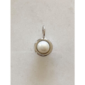 figパールペンダントトップ　quiet pearl やわらかな芯　SV925
