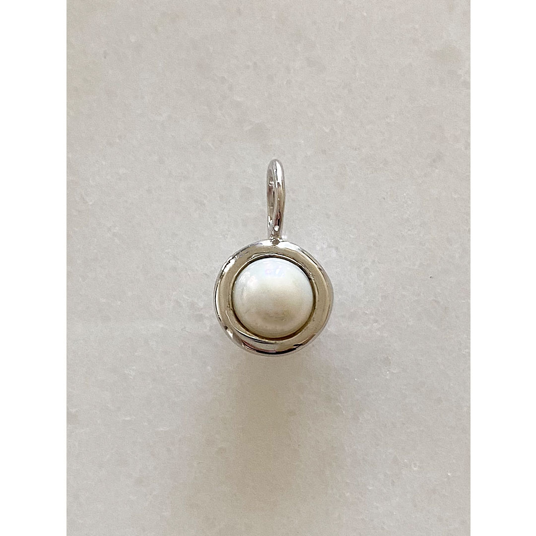 figパールペンダントトップ　quiet pearl やわらかな芯　SV925