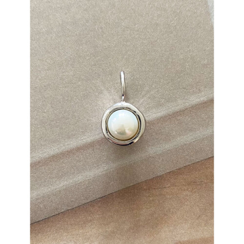 figパールペンダントトップ　quiet pearl やわらかな芯　SV925