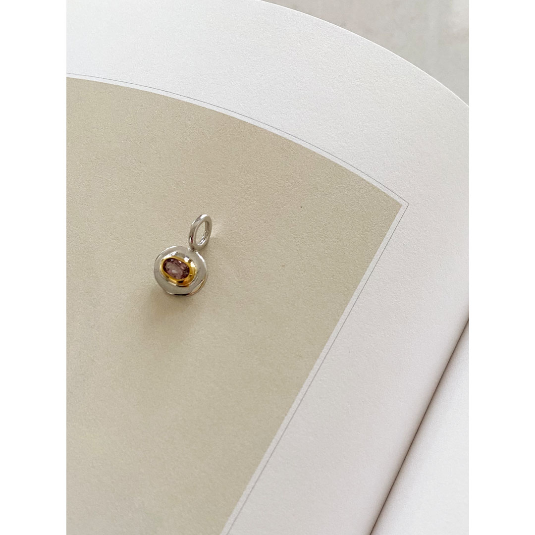 アメトリン ペンダントトップ 遠景