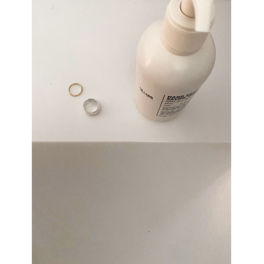 マインドフルな日常風景 シンプルなリング ルラボのハンドソープ fig